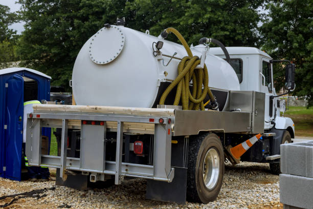 Portable Toilet Options We Offer in Pocahontas, IA